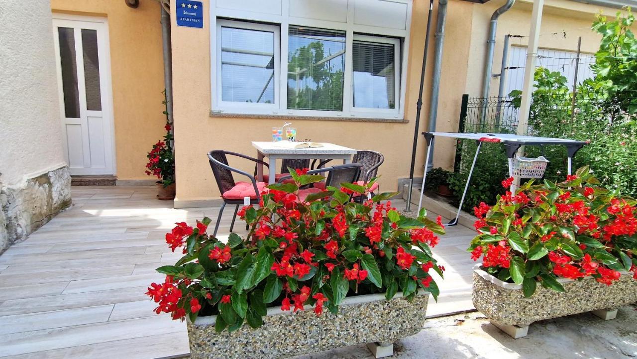 Apartment Jagoda คิร์ก ภายนอก รูปภาพ